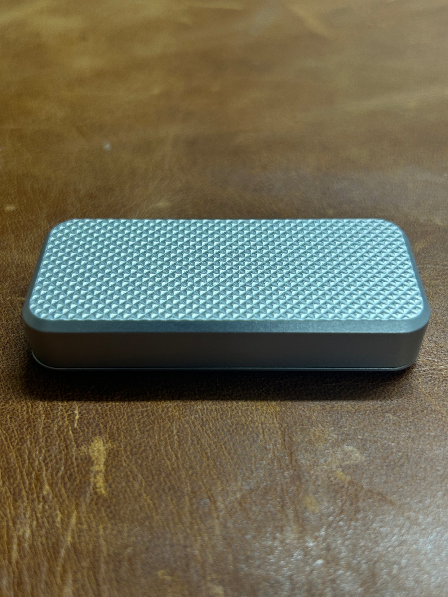 Knurled